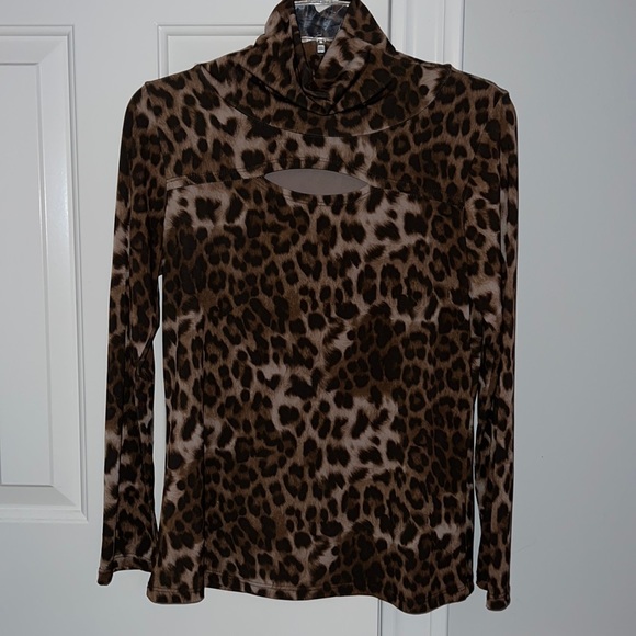 Clara Sun Woo Long Sleeve Top - Picture 2 of 8
